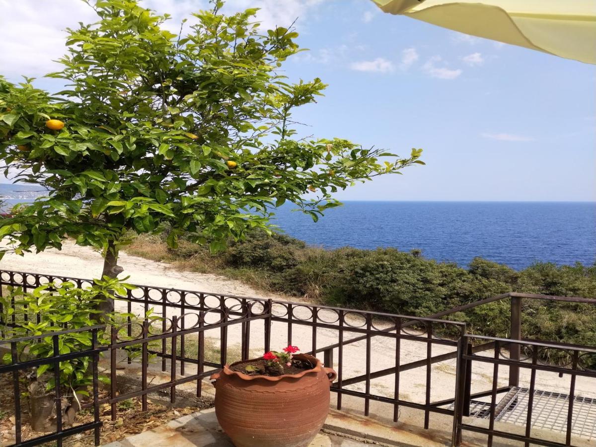 Zennova #3 Mount Athos & Sea View Apartment ปีร์กาดิเกีย ภายนอก รูปภาพ